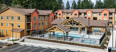 South Ridge Apartments Exterior and Pool