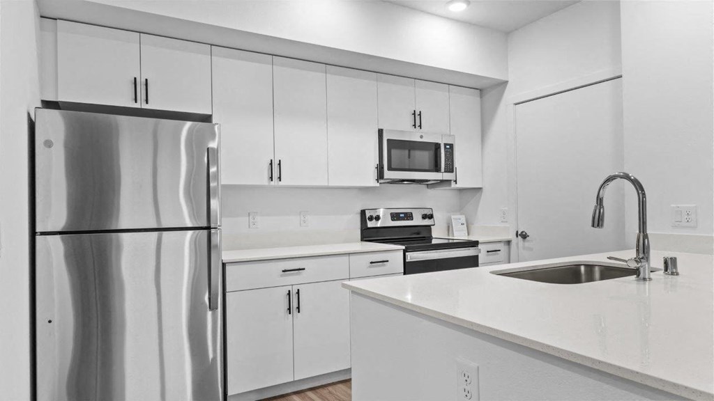 South Ridge Apartments Model Kitchen