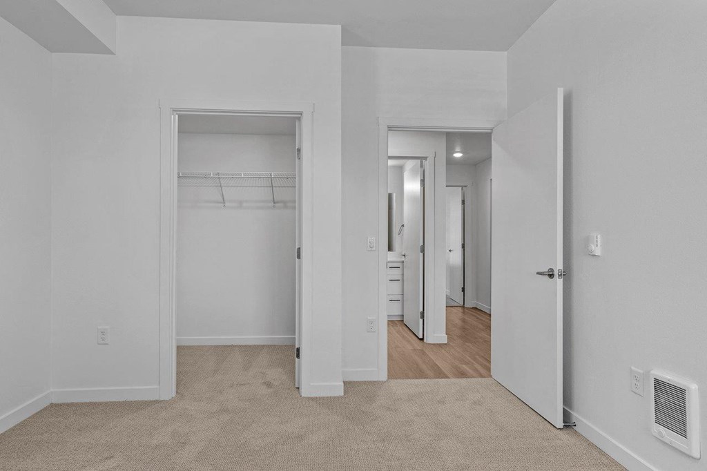 South Ridge Apartments Bedroom with Walk-In Closet