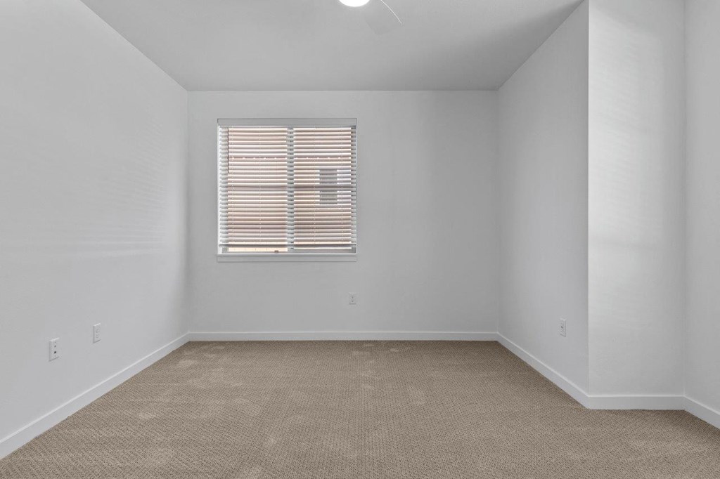 South Ridge Apartments Bedroom