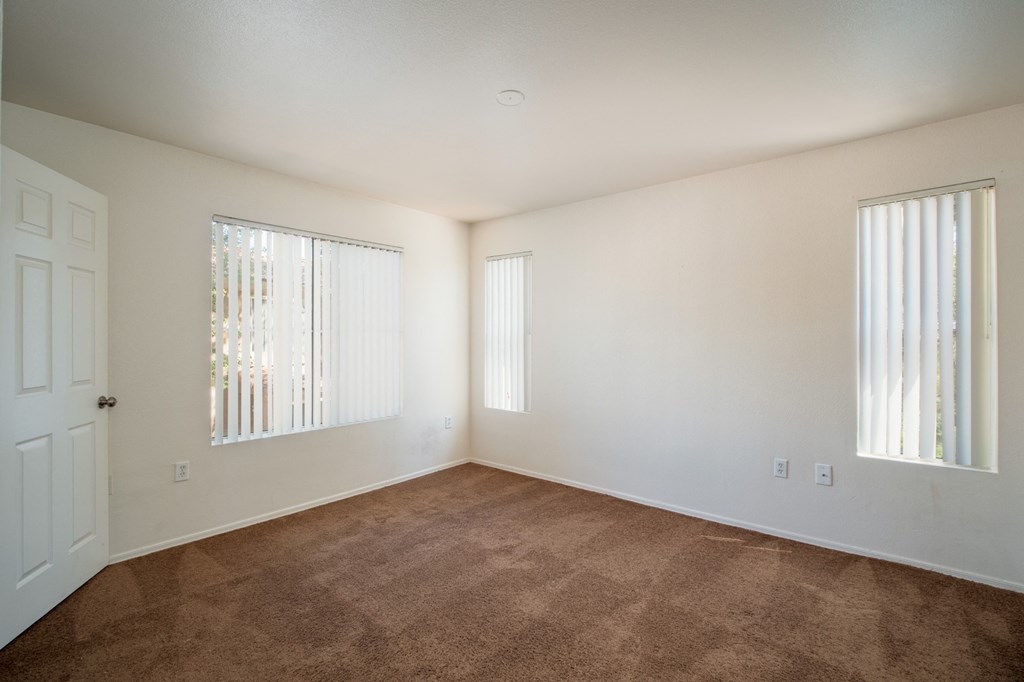 Steeple Chase Bedroom with Windows