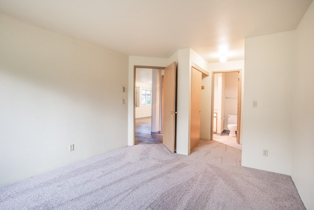 Stonesthrow Apartments Bedroom with Attached Bathroom