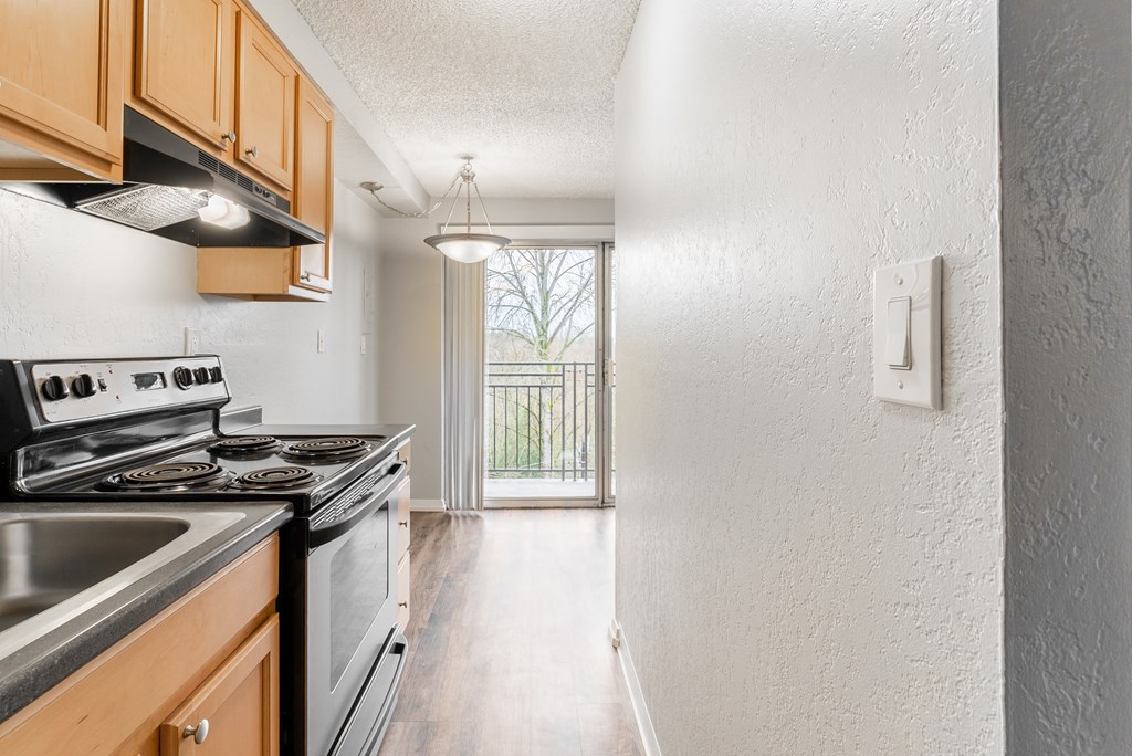 Luxe at Meridian Apartments Kitchen