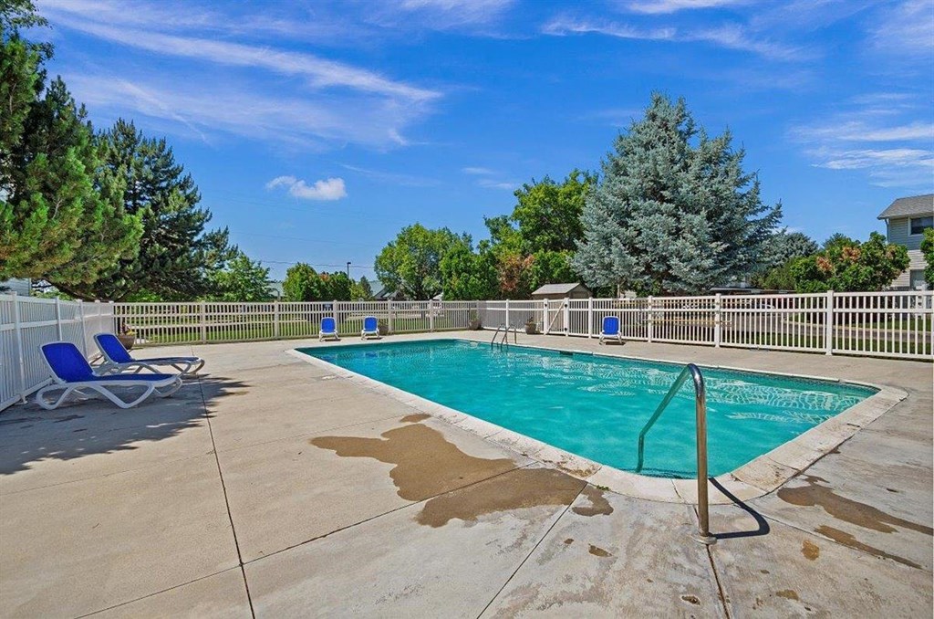 Sugar Pine Townhomes in Boise, Idaho Pool with Lounge Chairs