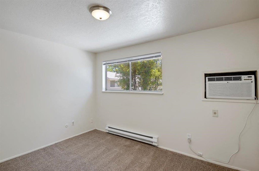 Sugar Pine Townhomes in Boise, Idaho Bedroom