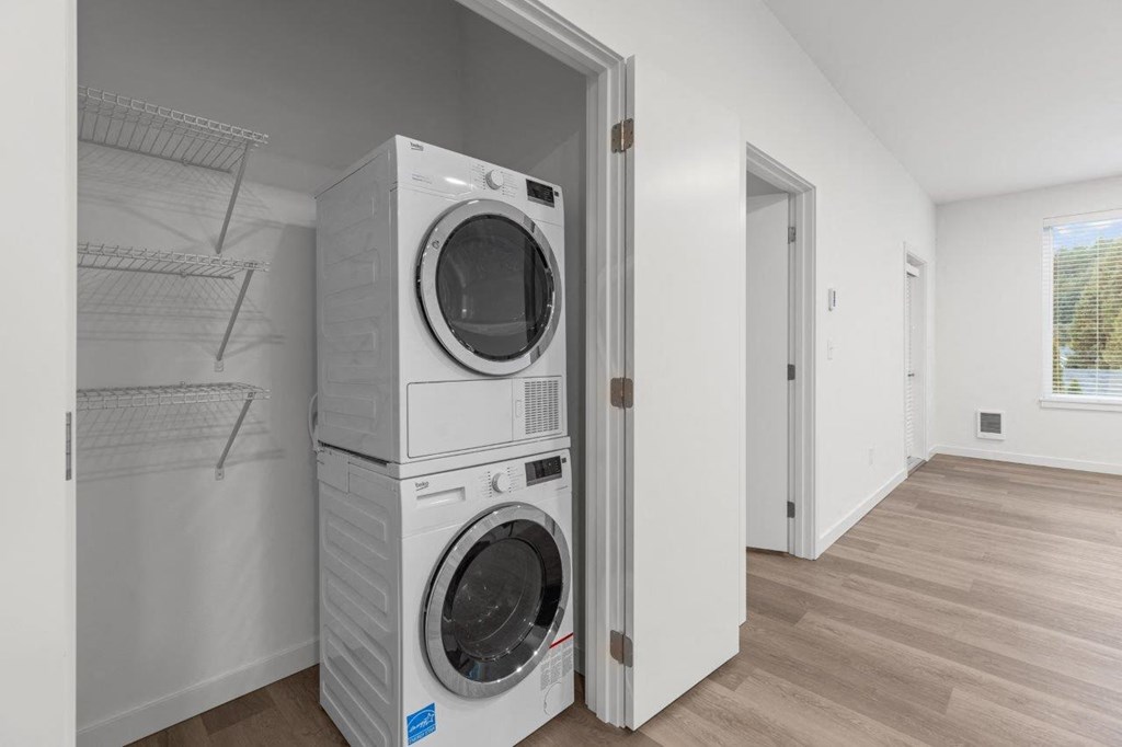 Sumner Mill Laundry Closet with Washer and Dryer