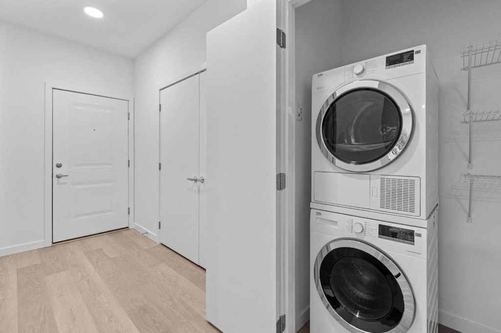 Sumner Mill Laundry Closet with Washer and Dryer