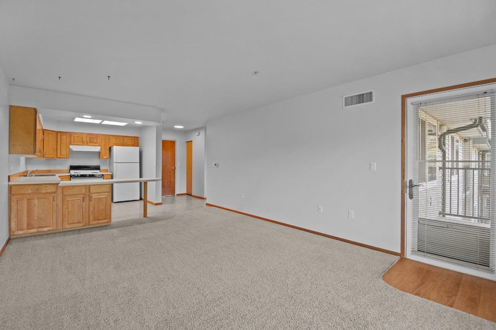 Sycamore Apartments in Walla Walla, Washington Living Room and Kitchen