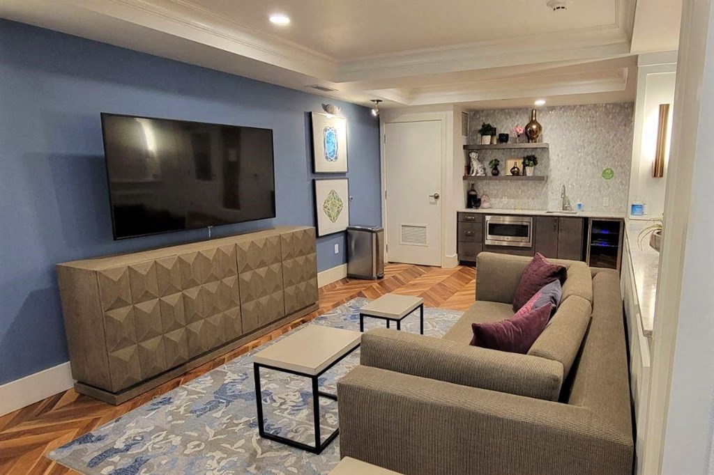 Lux Apartments Bellevue WA resident media lounge, microwave and mini fridge