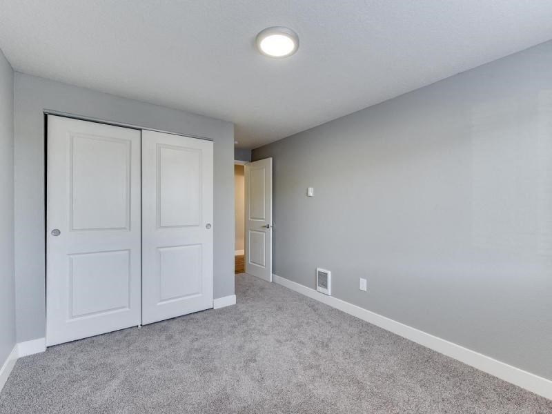 The Acres Bedroom with Carpet