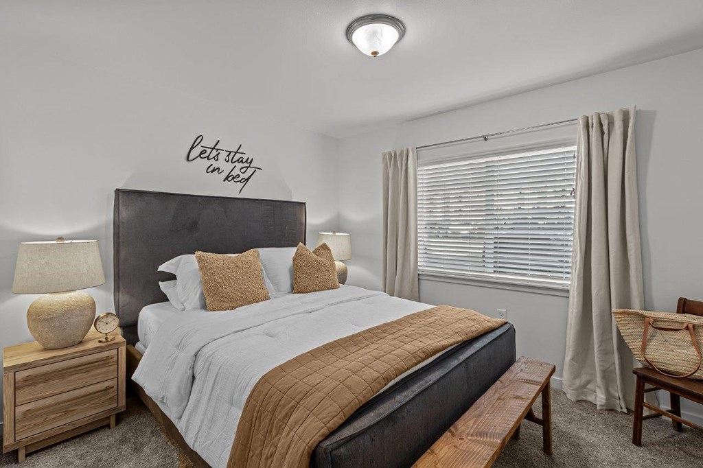 The Banks on Bradley Apartments in Richland, Washington Model Bedroom
