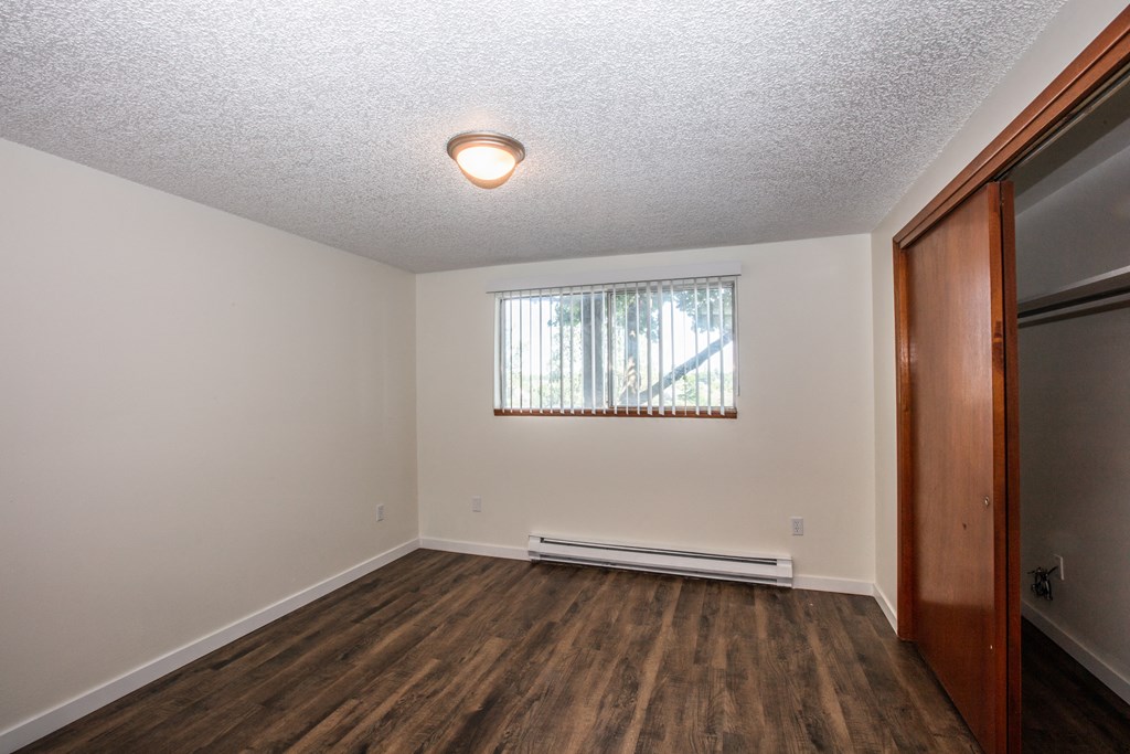 The Broadmoor bedroom and closet