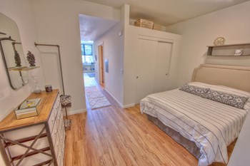 The Century Bedroom Entry - Photo Gallery 4