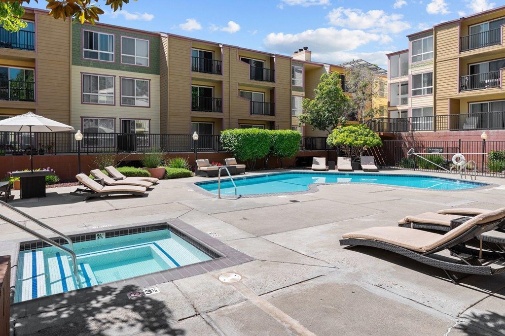 The Crest Pleasant Hill Apartments in California Pool and Hot Tub