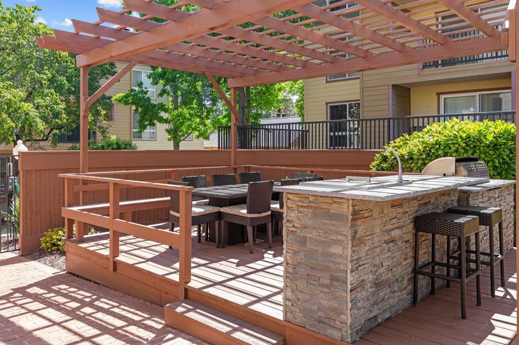 The Crest Pleasant Hill Apartments in California Patio with BBQ Grills