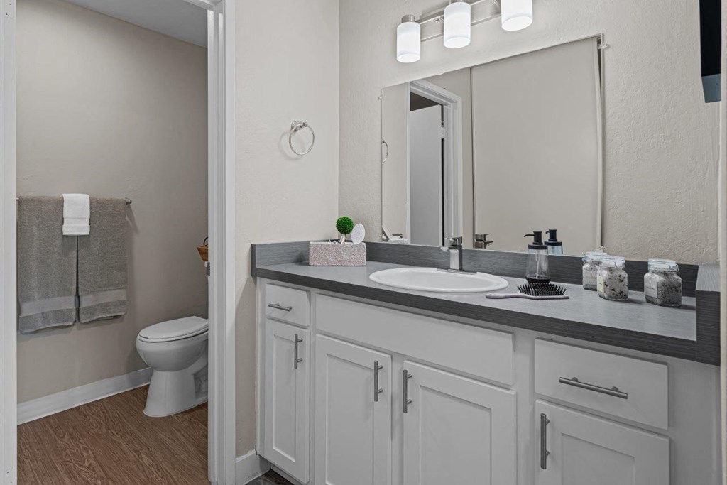 The Crest Pleasant Hill Apartments in California Model Bathroom