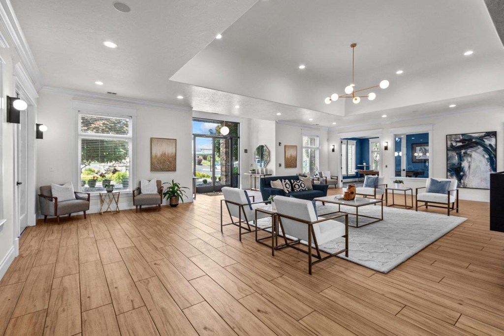 The Crossings at Chapel Hill Apartments in Pasco, Washington Clubhouse Lounge