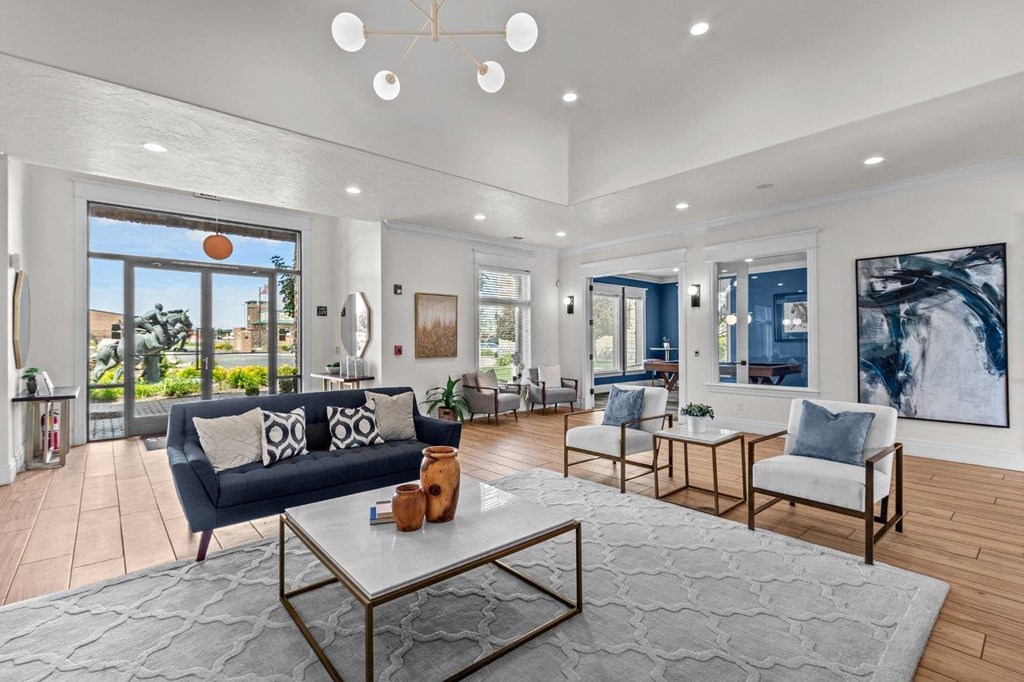 The Crossings at Chapel Hill Apartments in Pasco, Washington Clubhouse Lounge