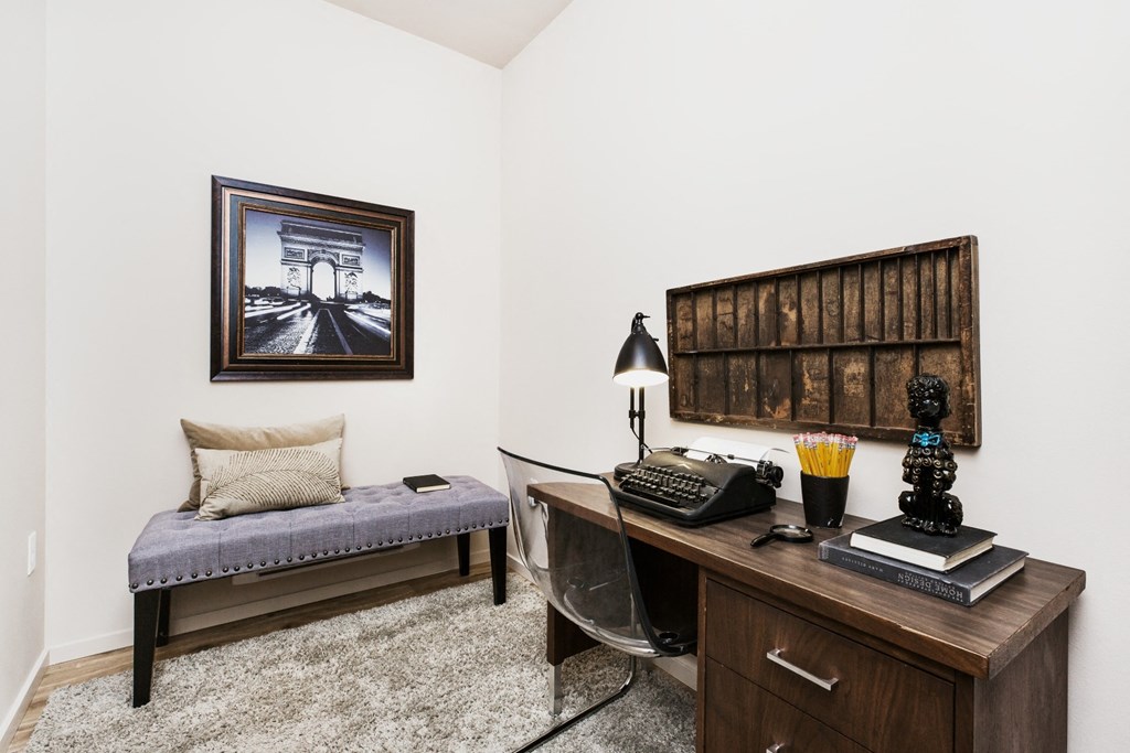 The Hayes on Stone Way Apartments den with deskl