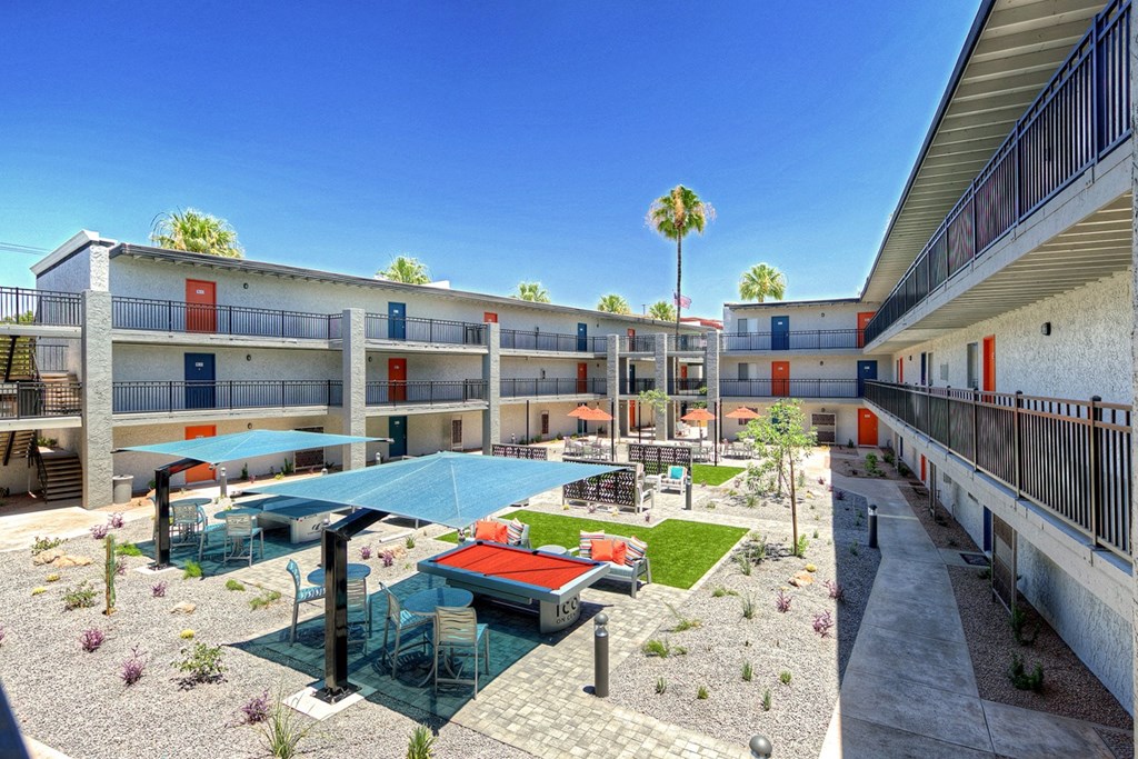 The Icon on Central Apartments in Phoenix, Arizona Courtyard with Games
