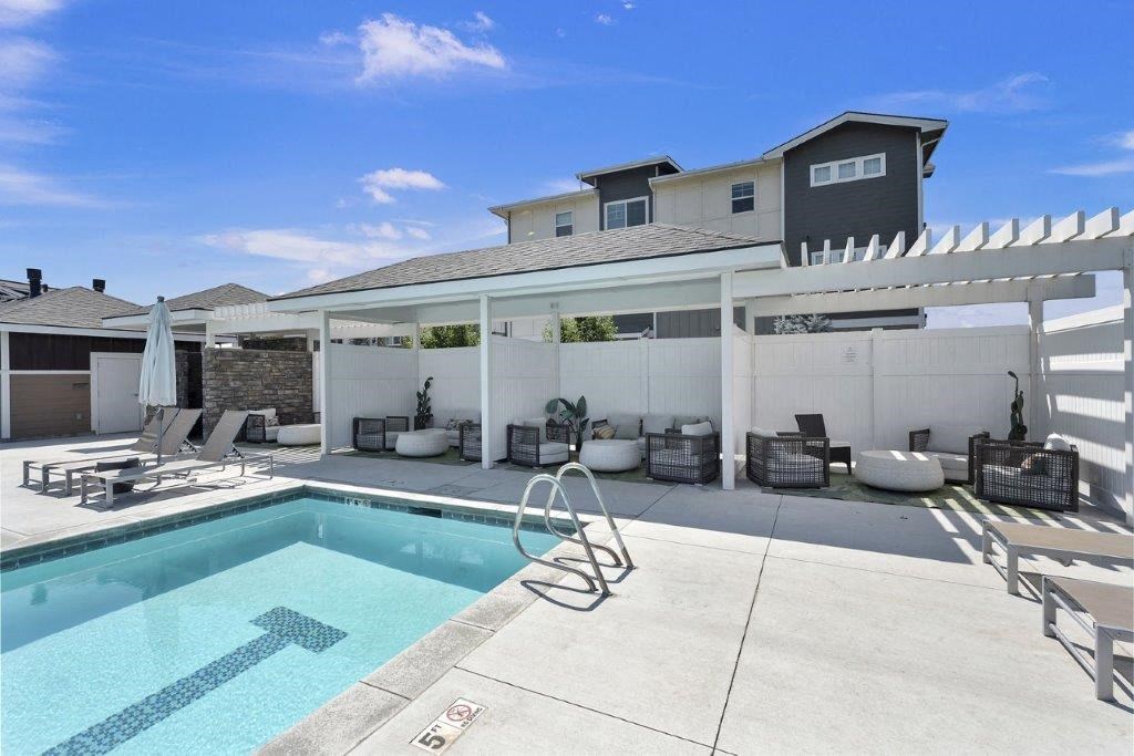 The Lakes at Eagle Pool with Shaded Seating