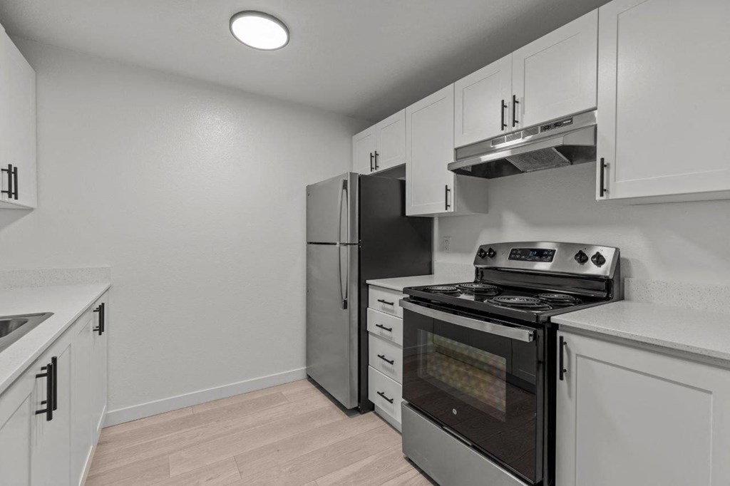 The Marina at Martha Lake Apartments in Bothell, WA Kitchen