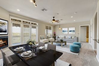 The Overlook at Westover Hills Dining Area and Living Room