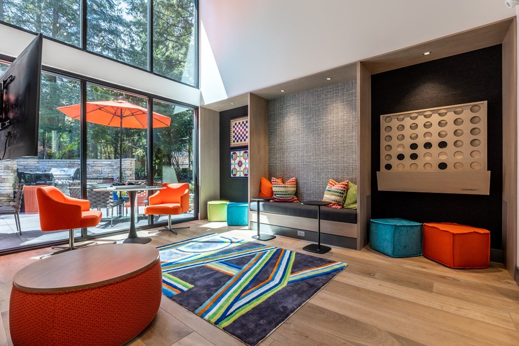 Park Bellevue Clubhouse Lounge