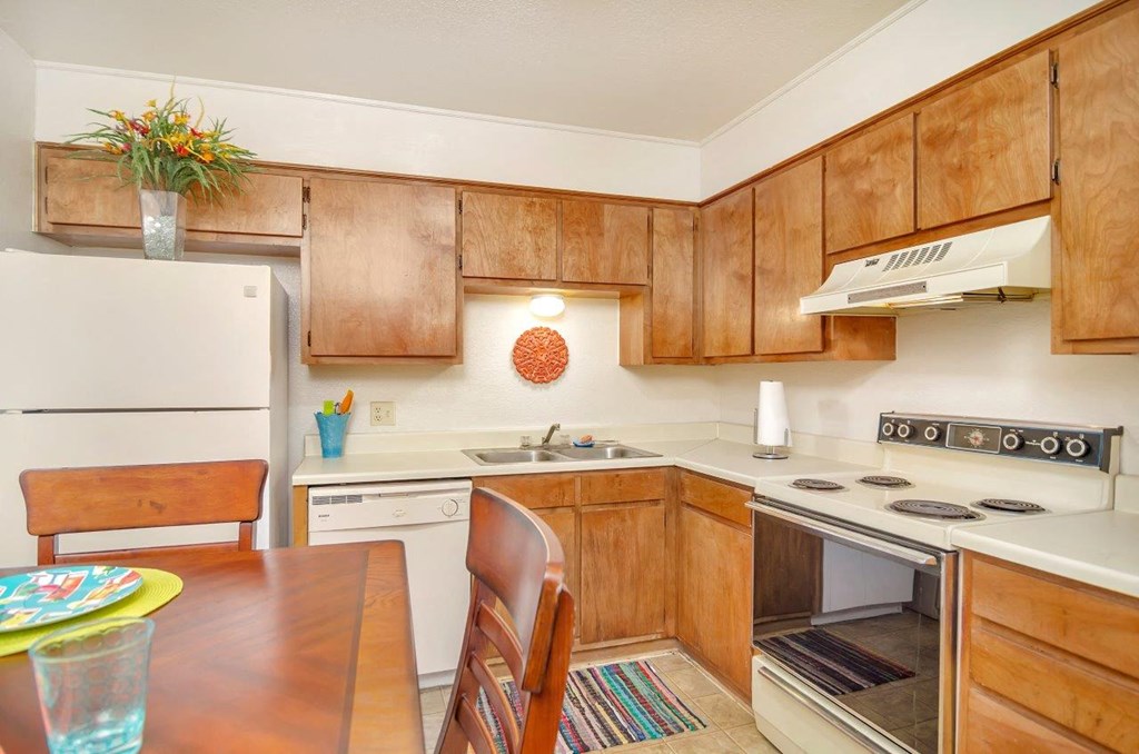 The Patrick Apartments in Stephenville, Texas Model Dining Area and Kitchen