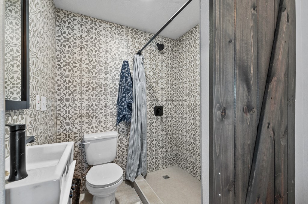 The Prospect Apartments Model Bathroom