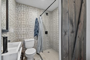 The Prospect Apartments Model Bathroom - Photo Gallery 10