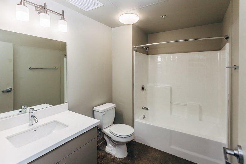 The Studios Noho in North Hollywood, California Bathroom with Bathtub