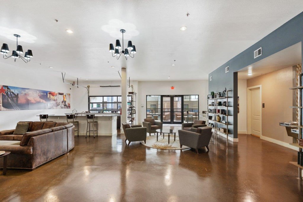 The Wall Street Lofts in Midland, Texas Clubhouse Lobby and Lounge Area