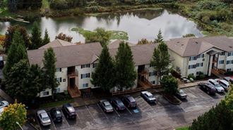 Aspire Oregon City Apartments Building Exteriors and Water