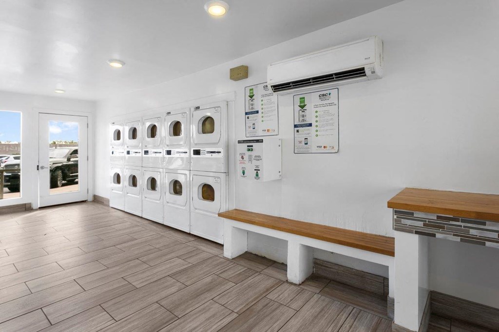 Sono Tempe Apartment Homes Laundry Facility