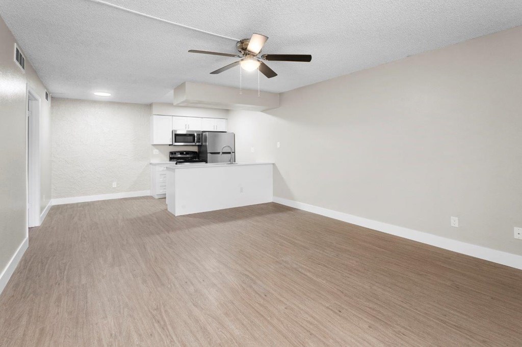 Sono Tempe Apartment Homes Living Room and Kitchen