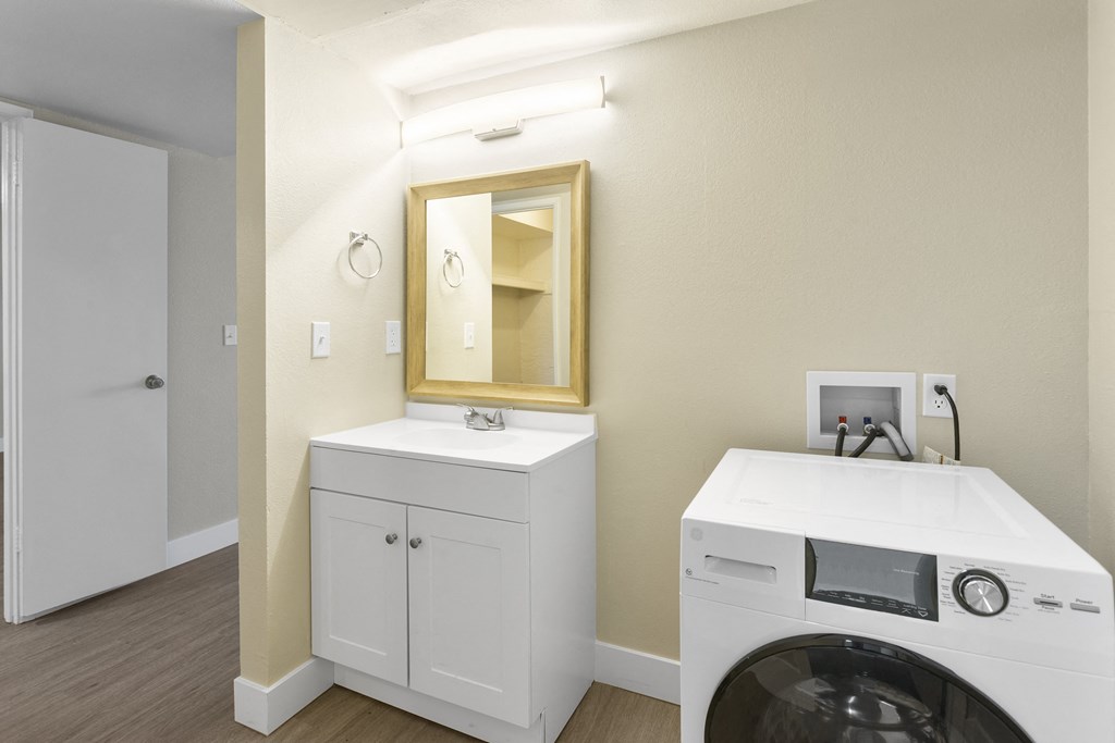 Sono Tempe Apartment Homes Sink with washer dryer