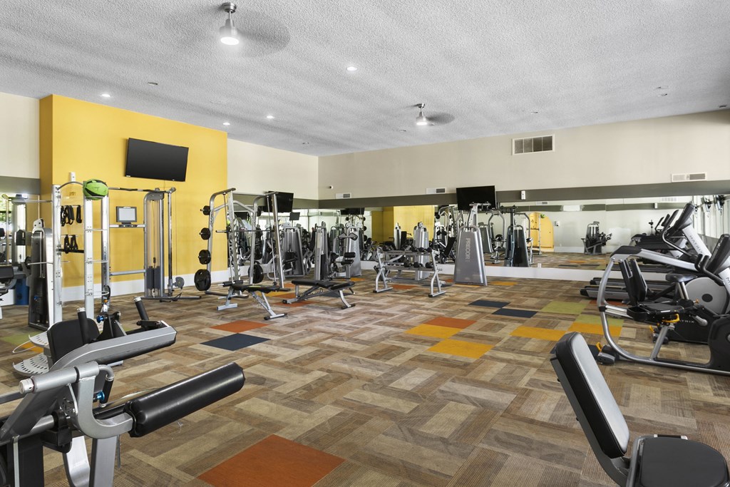 Sono Tempe Apartment Homes Fitness Center with Equipment