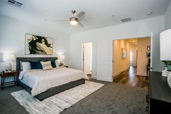 Townes at Peace Way Model Bedroom - Photo Gallery 15