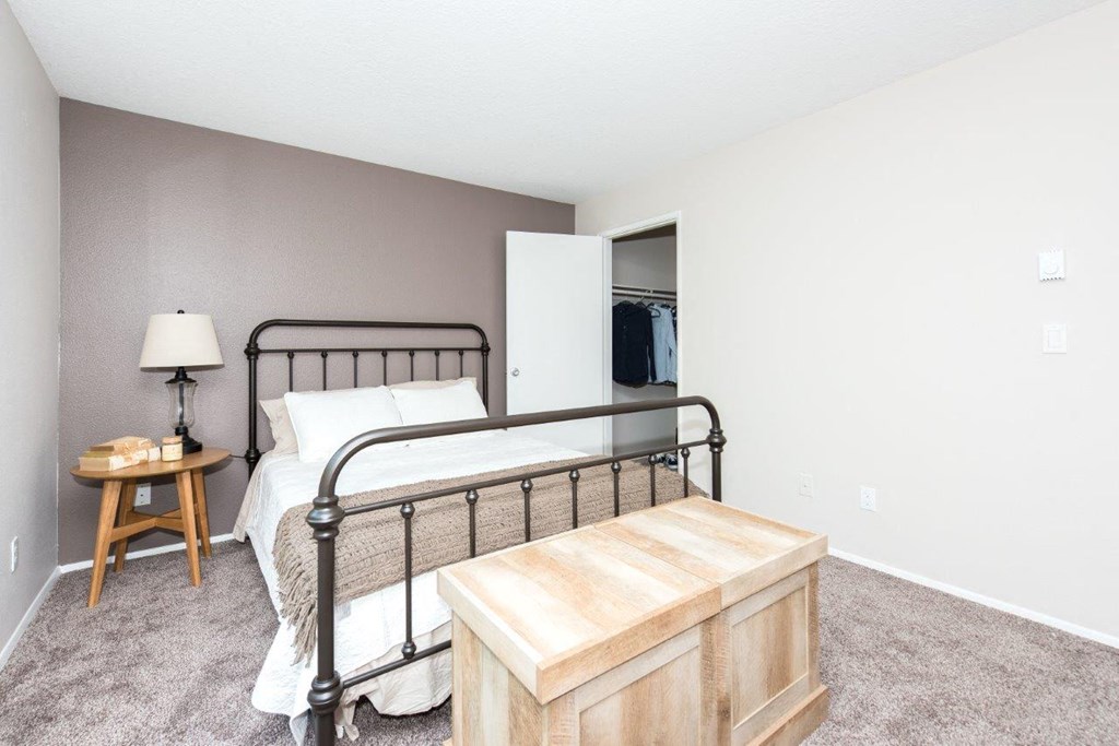 Townhomes with a View Model Bedroom and Closet