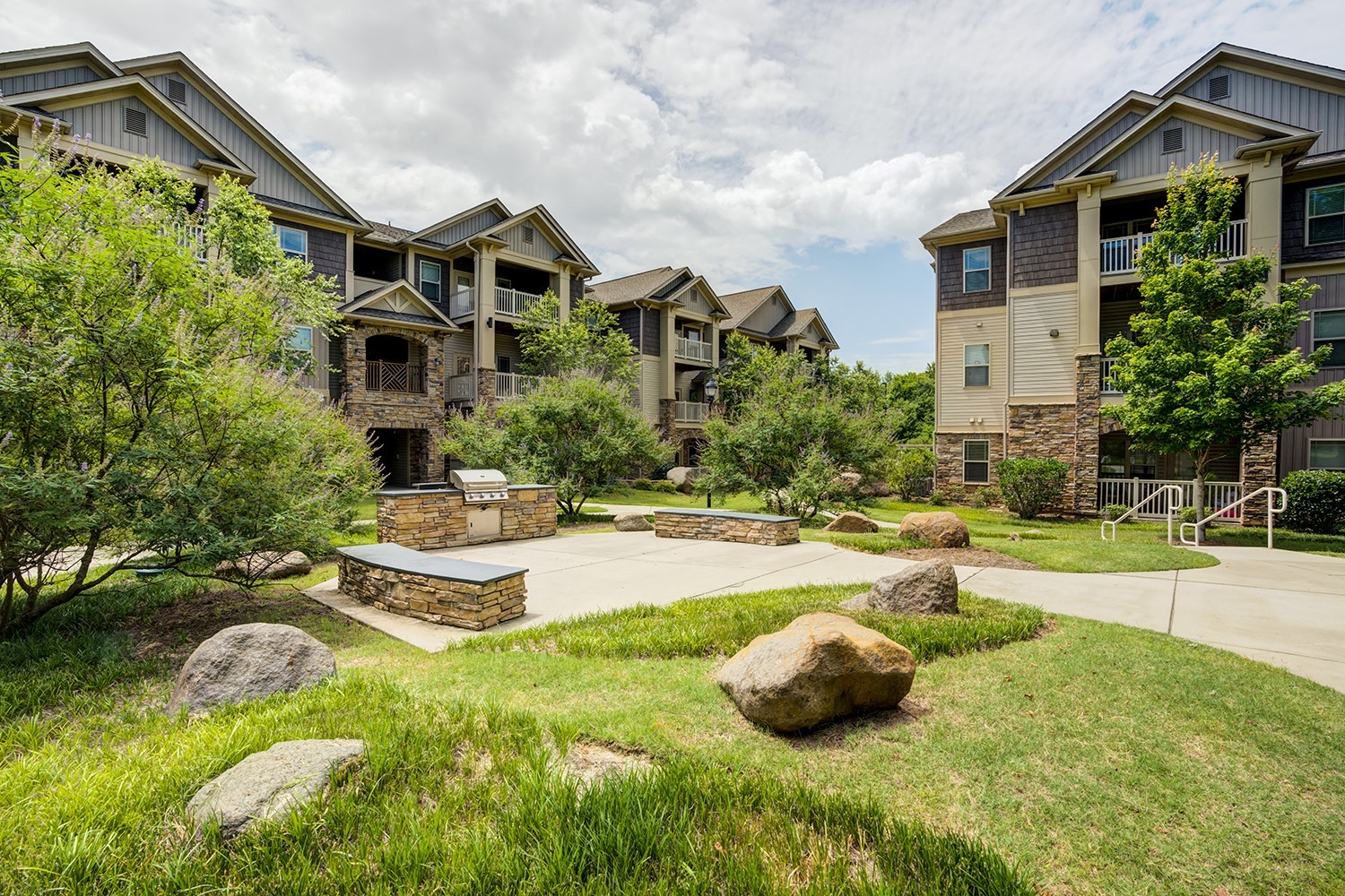 Tryon Park At Rivergate