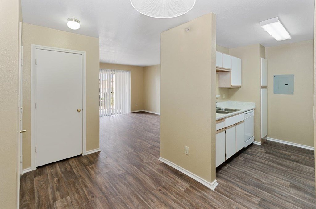 Valley Trails Apartments in Irving, Texas Entry and Kitchen
