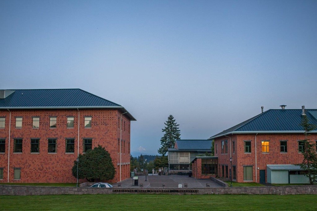 Vancouver, Washington Building Exteriors and Lawn