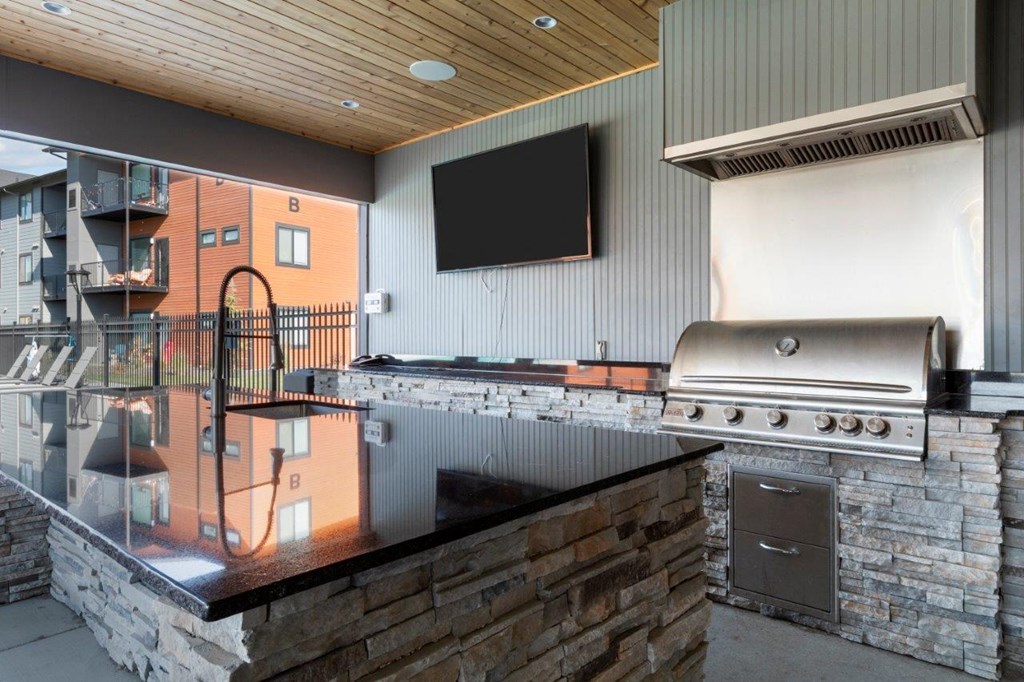 Vicinity at Horn Rapids Clubhouse Patio with BBQ