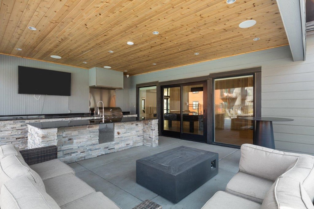 Vicinity at Horn Rapids Clubhouse Patio with BBQ