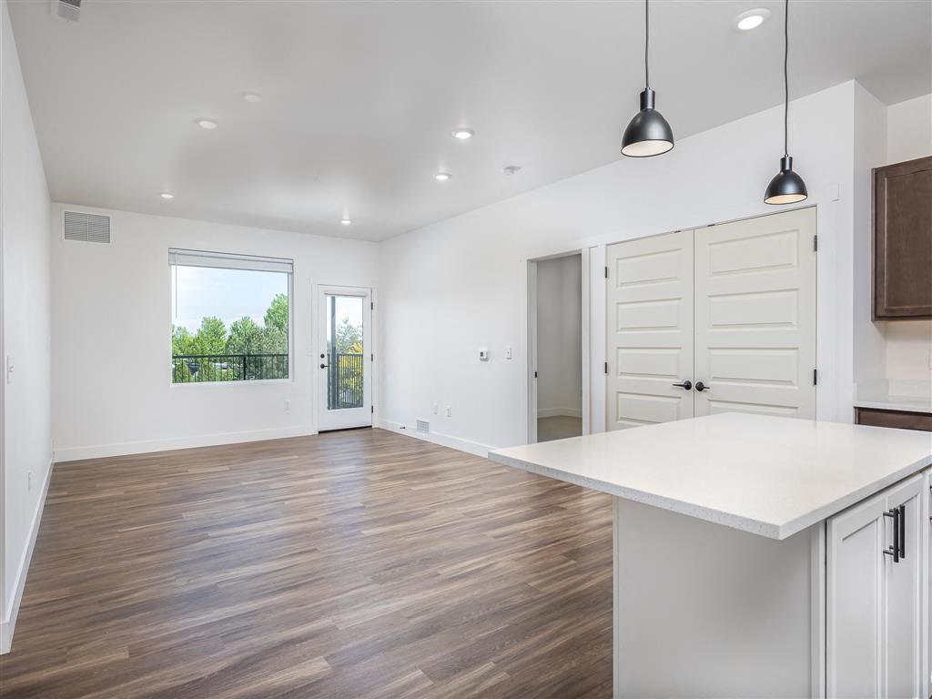 Vicinity Horn Rapids Model Kitchen and Living Room