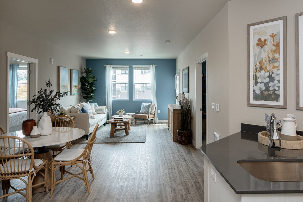 WestEndDistrict_Beaverton_OR_photos_Living room_5