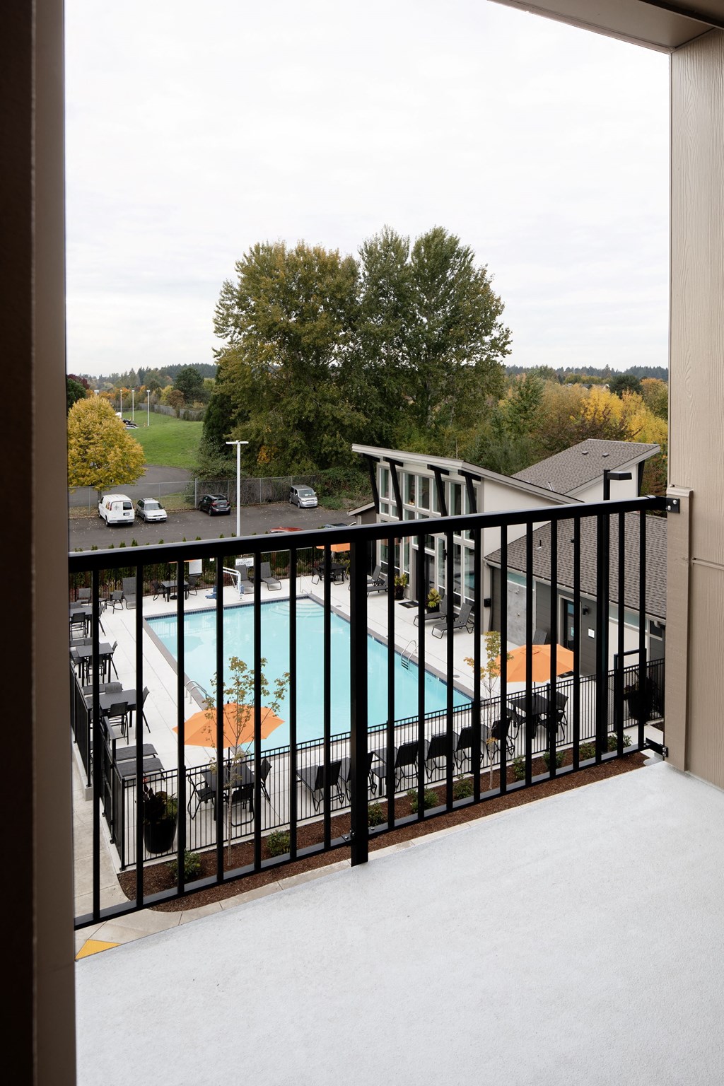 WestEndDistrict_Beaverton_OR_photos_Poolside Balcony