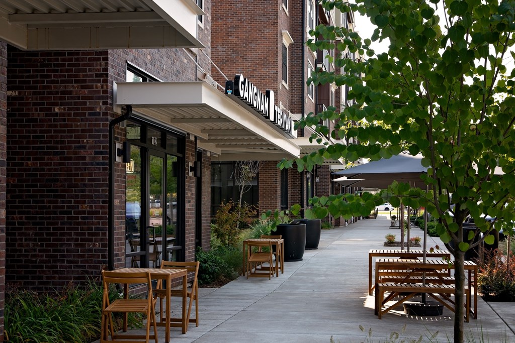 West End District Apartments in Beaverton, Oregon Exterior