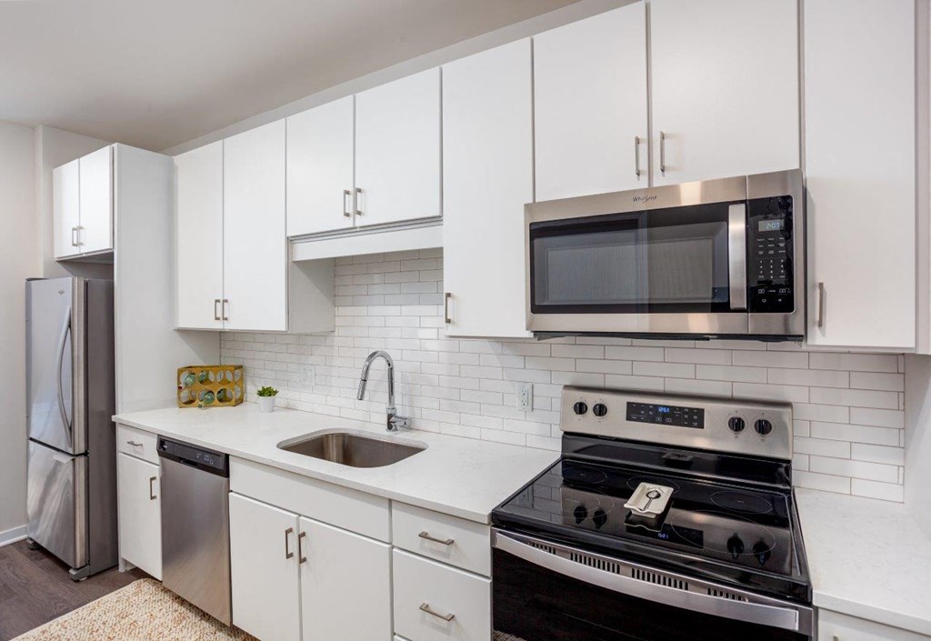 Alton Heights in Kansas City, Missouri Model Kitchen